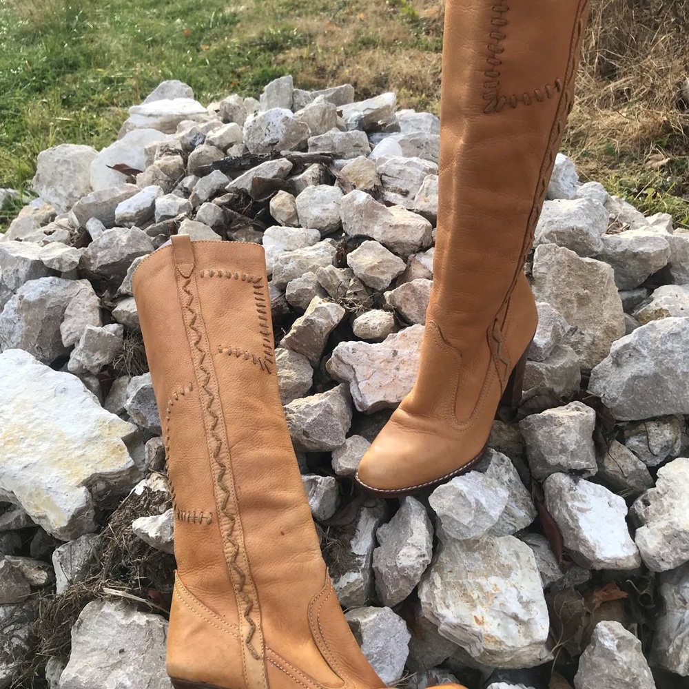 Vtg. Genuine pure  leather long boots by: TROYLINI size: 6 Made in Brazil. - Picture 3 of 16
